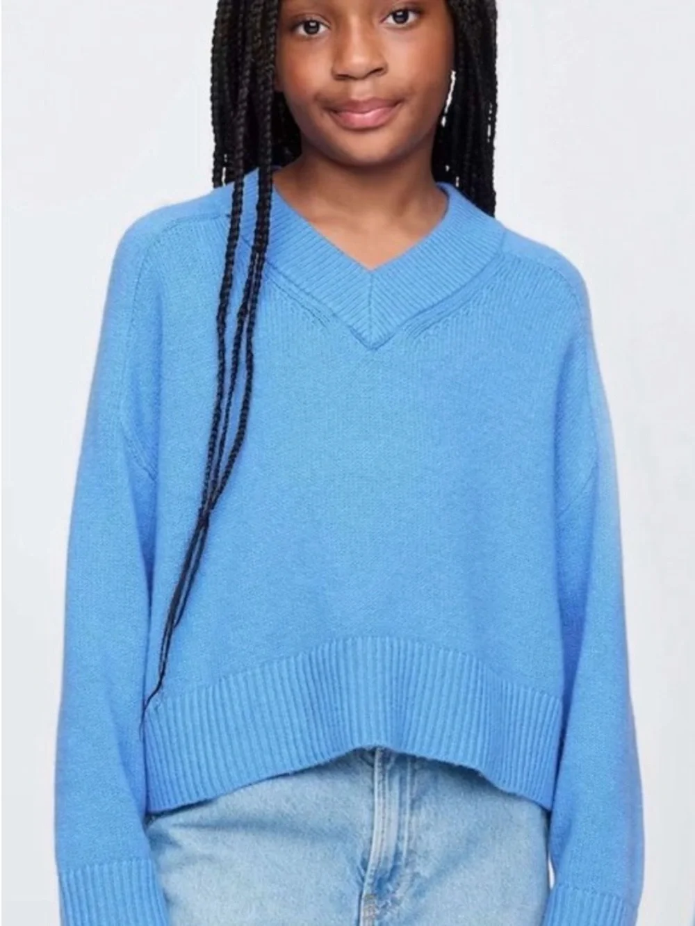 🩵 GAP Kids Sky Blue V-Neck CashSoft Boxy Sweater